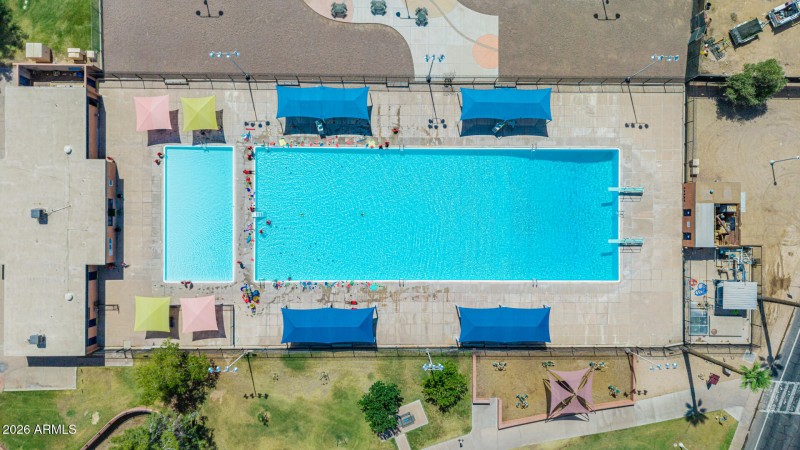 60 - Thomas 1814 Drone