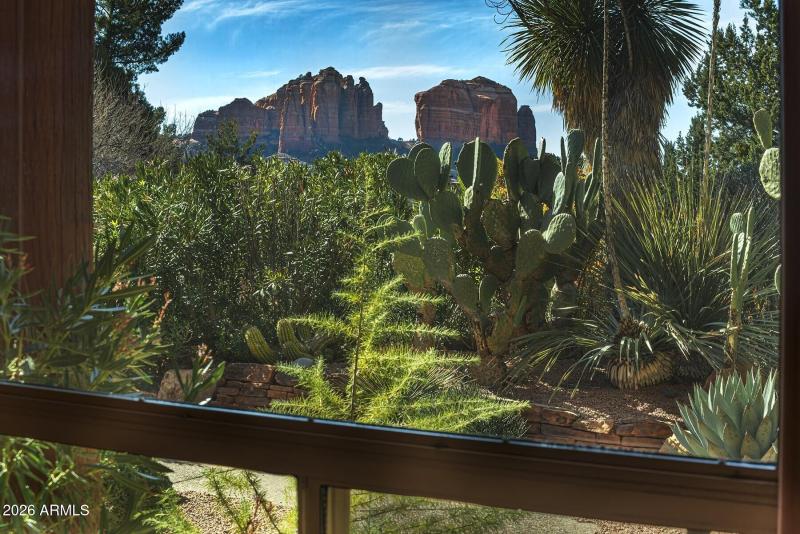 1493311f-b086-424a-a764-1ab0f1e0026b