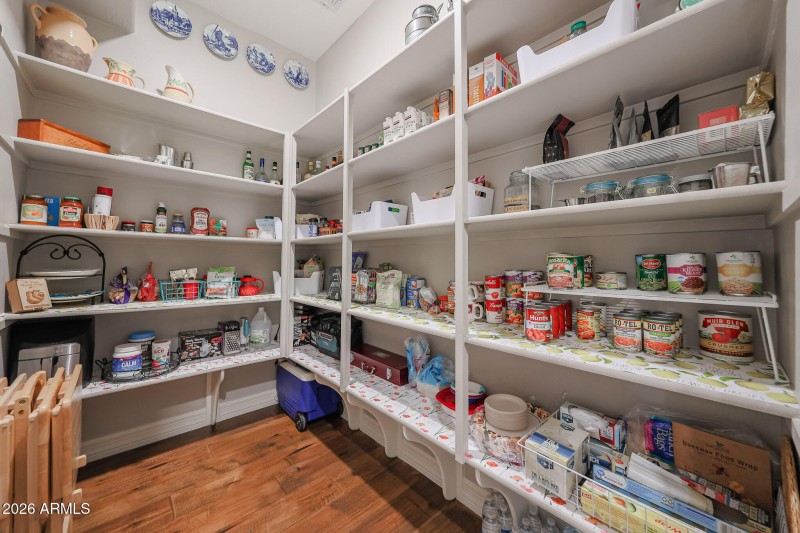 Walk-in Pantry