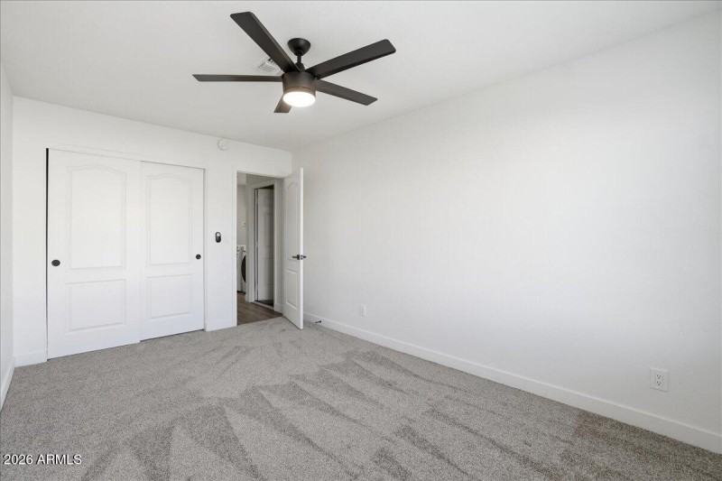 31-3743 W Shannon St_RedHogMedia