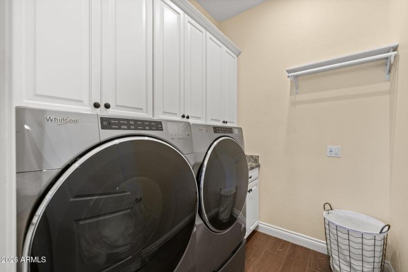 Whirlpool Washer/Dryer Stay