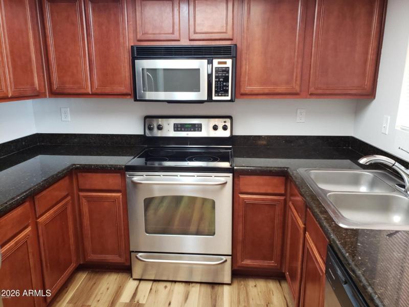 20200306201033835837000000-o