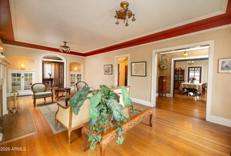 525 W lynwood-14 copy