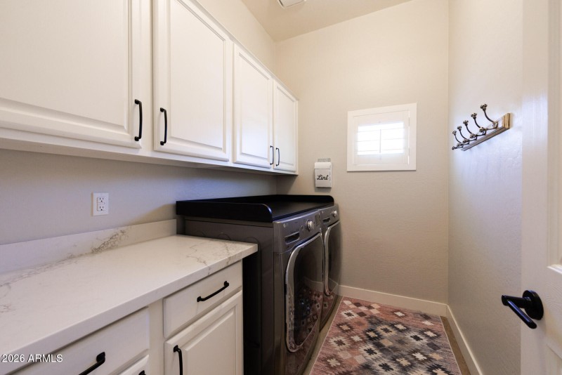 E Dubois Ave (4167)-30