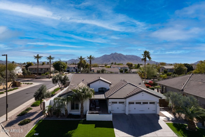 E Dubois Ave (4167)-48