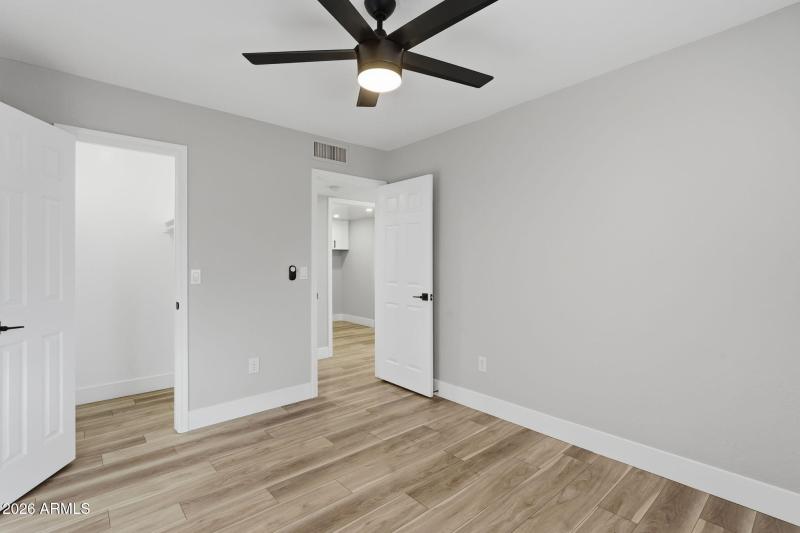 Bedroom 2 w/ walk in closet