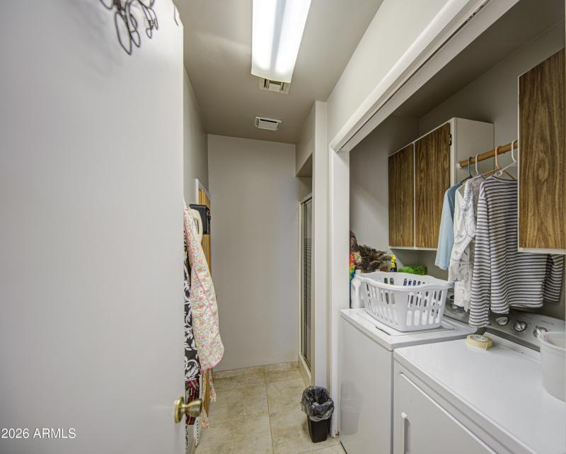 Bathroom 2-Laundry-1