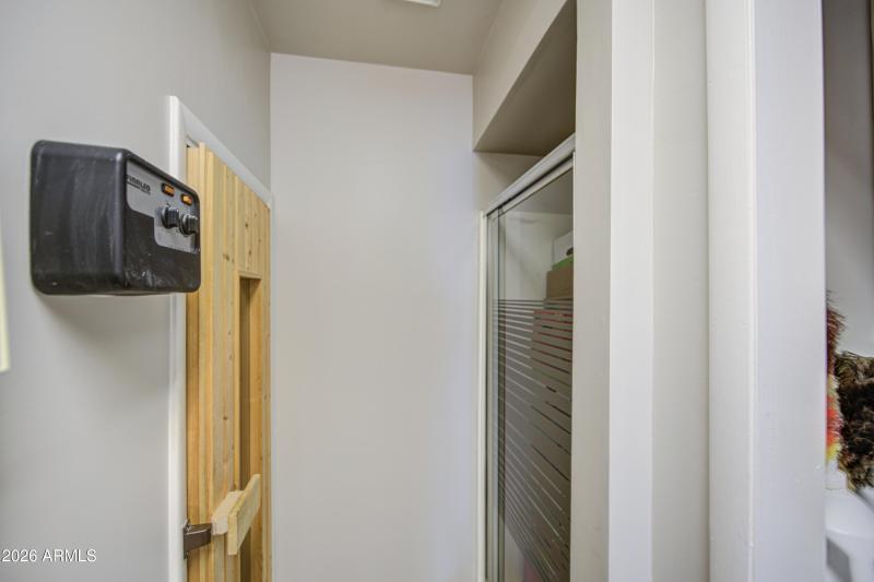 Bathroom 2-Laundry-2