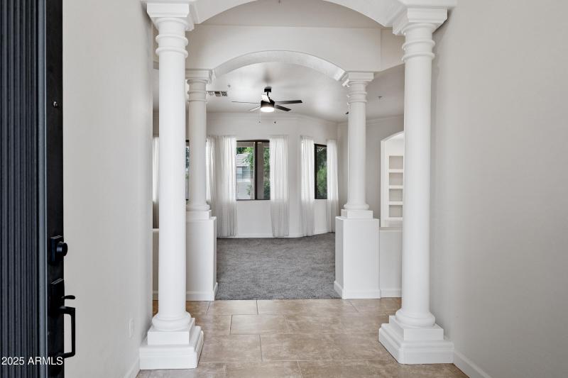 3111 E Canyon Creek Dr-6