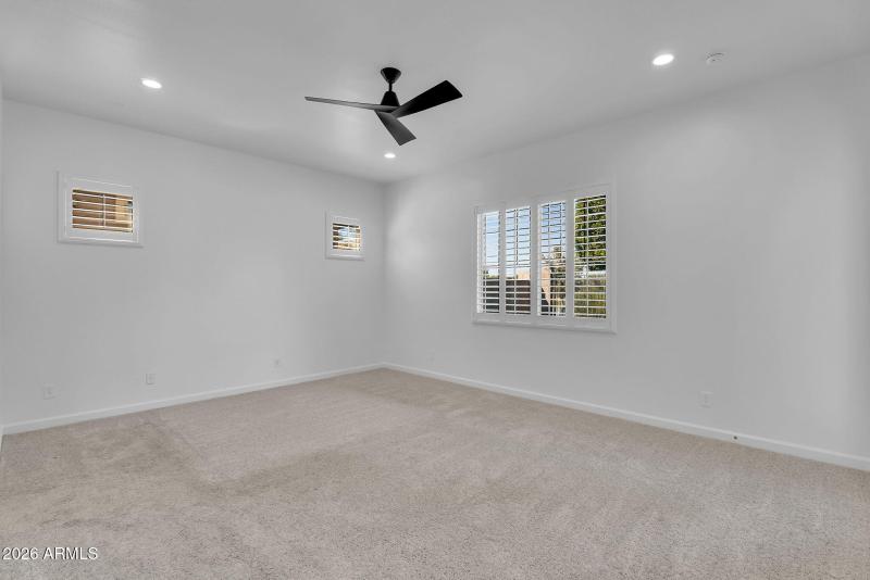 22-web-or-mls-Pinnacle-32