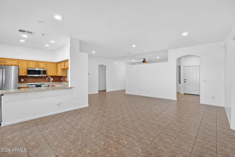 13-web-or-mls-18W Southgate Ave