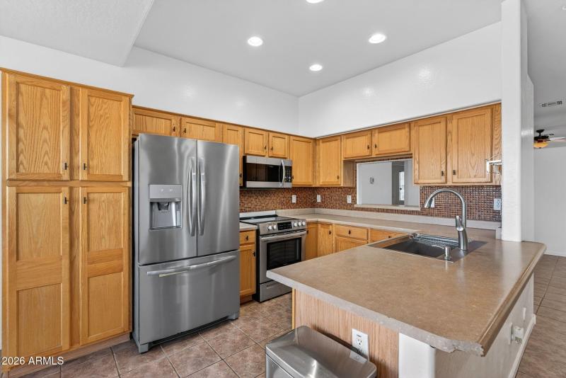 17-web-or-mls-21W Southgate Ave