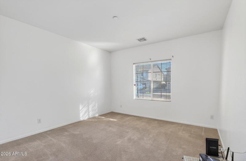 37-web-or-mls-40W Southgate Ave