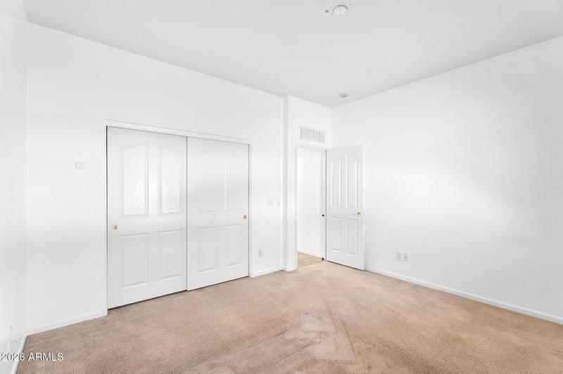 39-web-or-mls-43W Southgate Ave