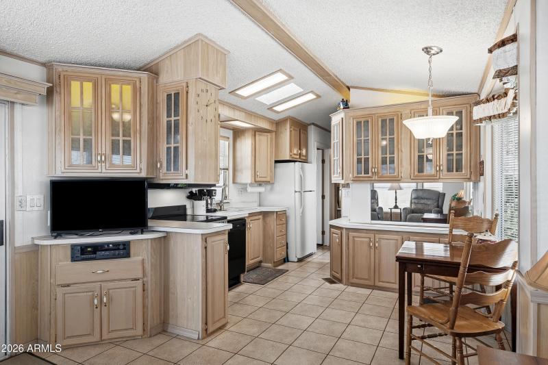 011___111 S Greenfield Rd unit 490