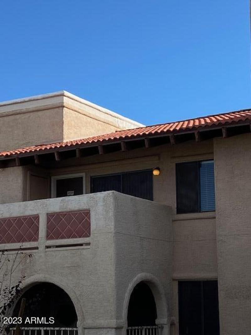 Eugie 2025 front view