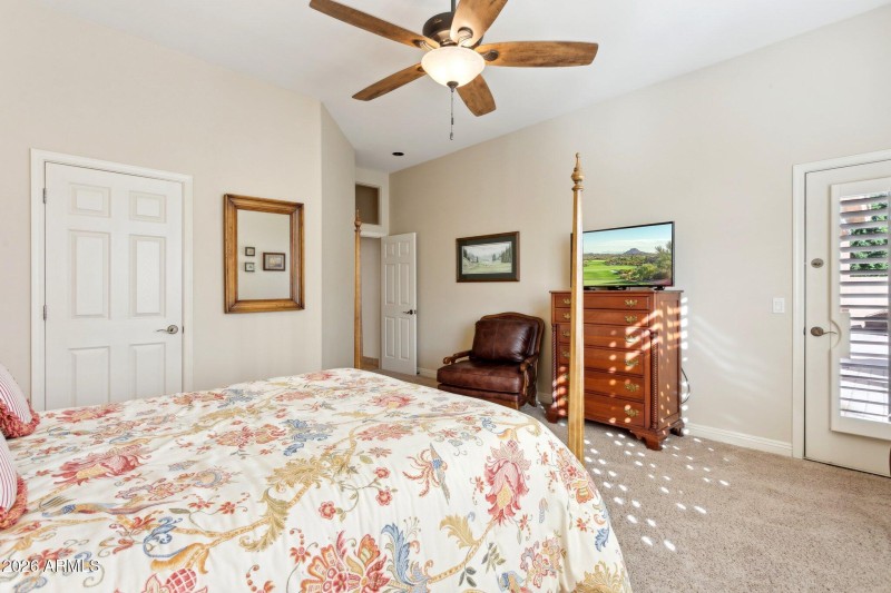 Guest Suite w/Backyard Access