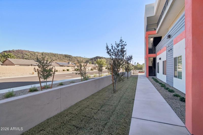 3-web-or-mls-W Williams Dr A101-S0611-00