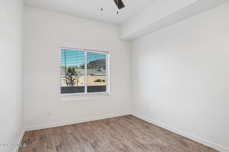 13-web-or-mls-3021 W Williams Dr A101-S0