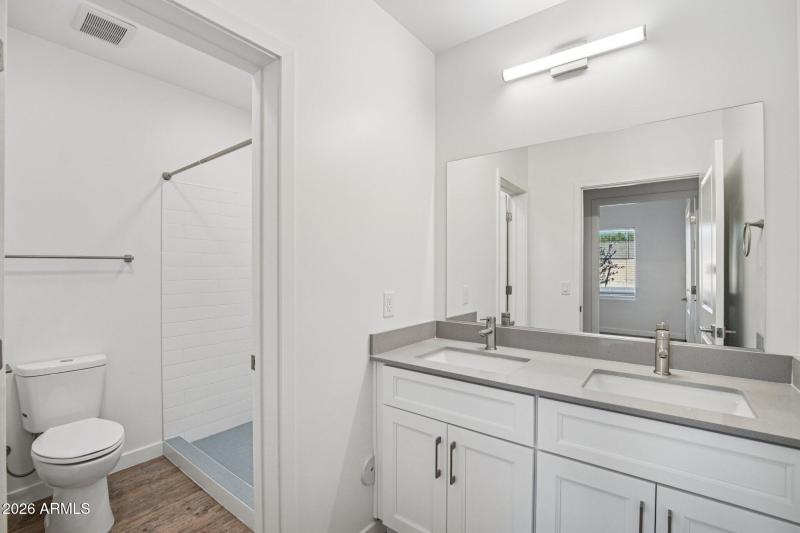 15-web-or-mls-3021 W Williams Dr A101-S0