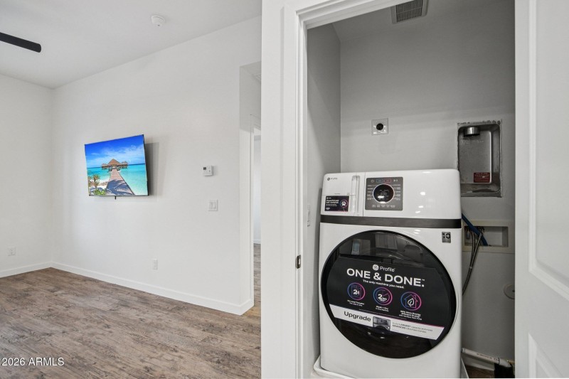 16-web-or-mls-3021 W Williams Dr A101-S0