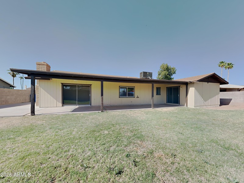 1006088.8645 W GLENROSA AVENUE_4