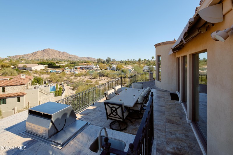 PropertyImageCo_4490EValleyVistaLn_WEB_7