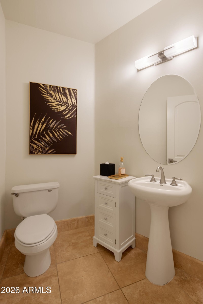 PropertyImageCo_4490EValleyVistaLn_WEB_5