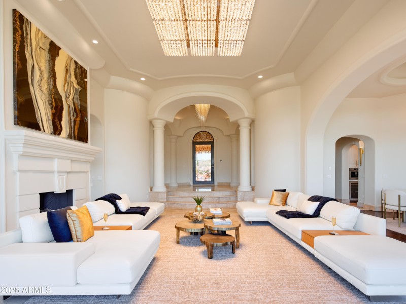 PropertyImageCo_4490EValleyVistaLn_WEB_3