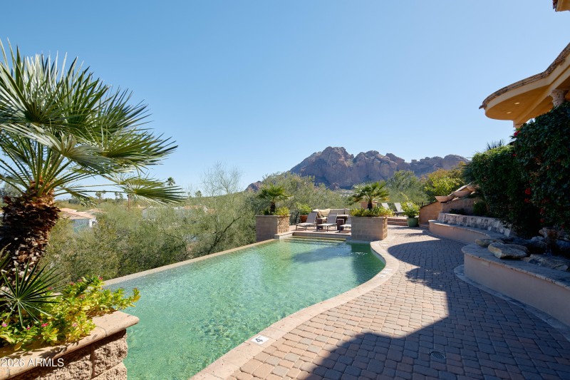 PropertyImageCo_4490EValleyVistaLn_WEB_3