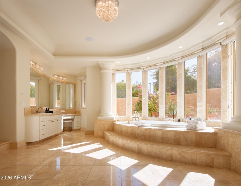 PropertyImageCo_4490EValleyVistaLn_WEB_2