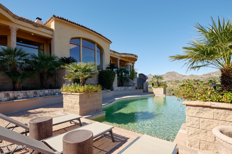 PropertyImageCo_4490EValleyVistaLn_WEB_1