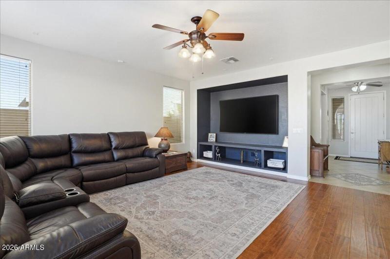 18-454 E Quail Dr_RedHogMedia