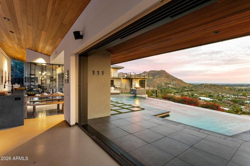 Interior/Exterior Transition Twilight 2