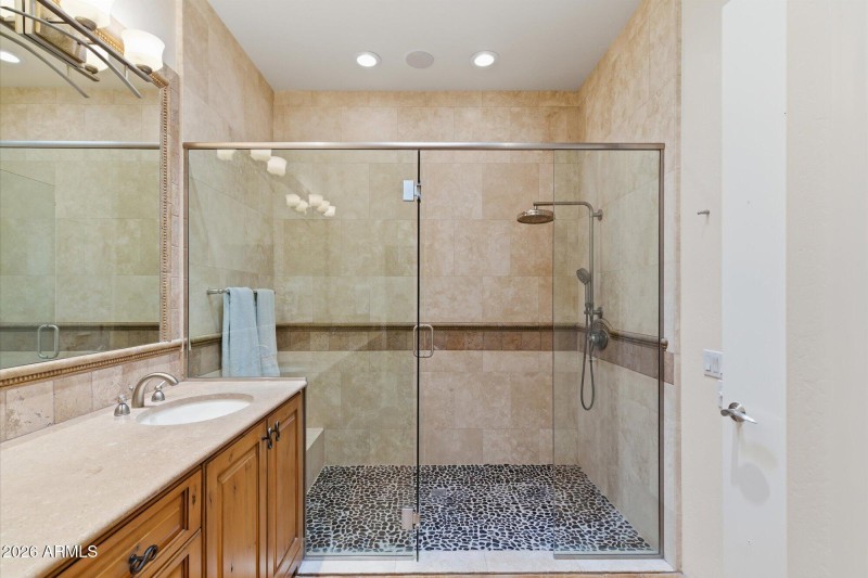 Primary Suite Bath w/ Tiled Shower