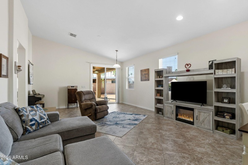 005___3759 Aspen Ave