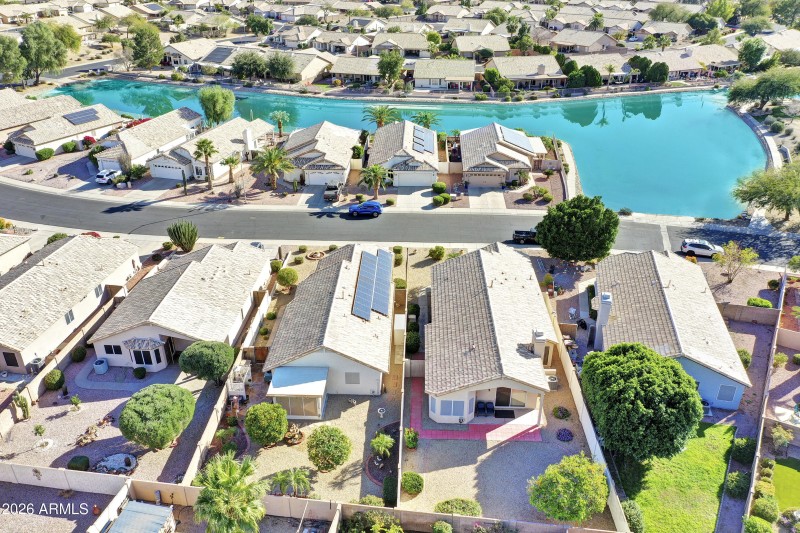 Steps away from Lake and Pool