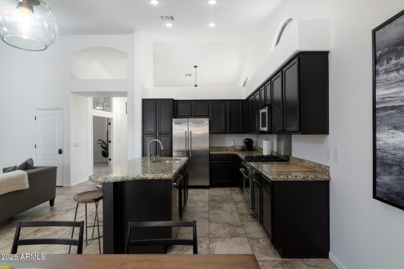 Kitchen w/Viking Appliances