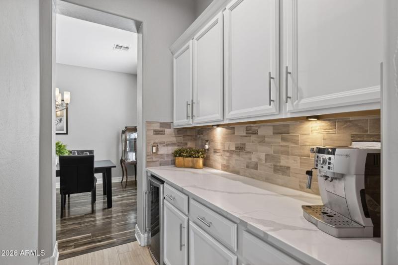 19-web-or-mls-4958 S Newton Terrace, Mes