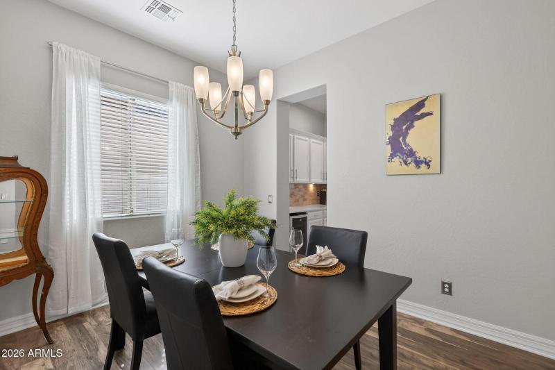 20-web-or-mls-4958 S Newton Terrace, Mes