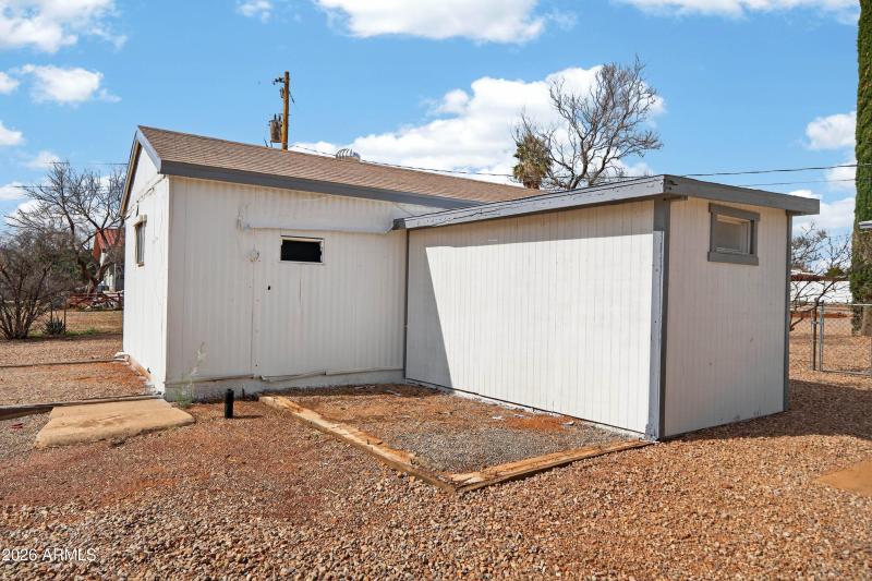 Exterior - 3344 Quail Run Dr-10