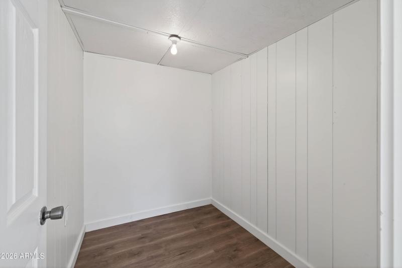 Interior - 3344 Quail Run Dr-15