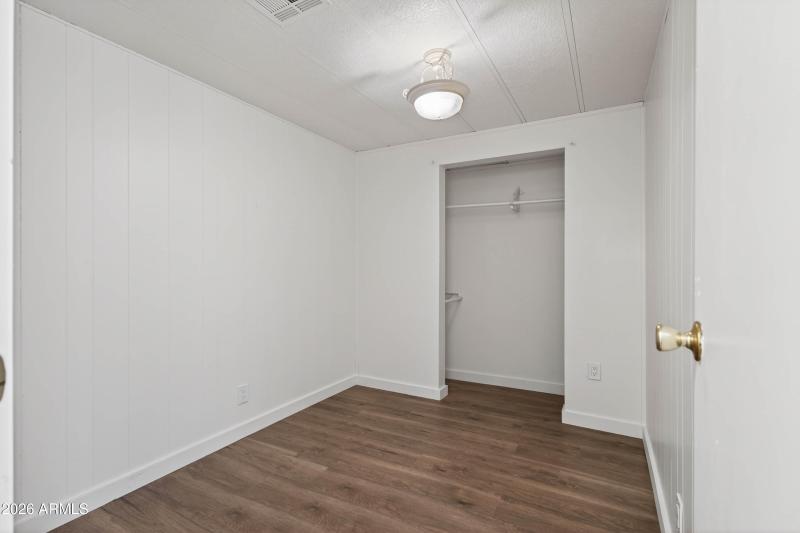 Interior - 3344 Quail Run Dr-21