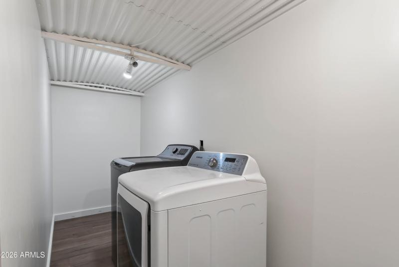 Interior - 3344 Quail Run Dr-23