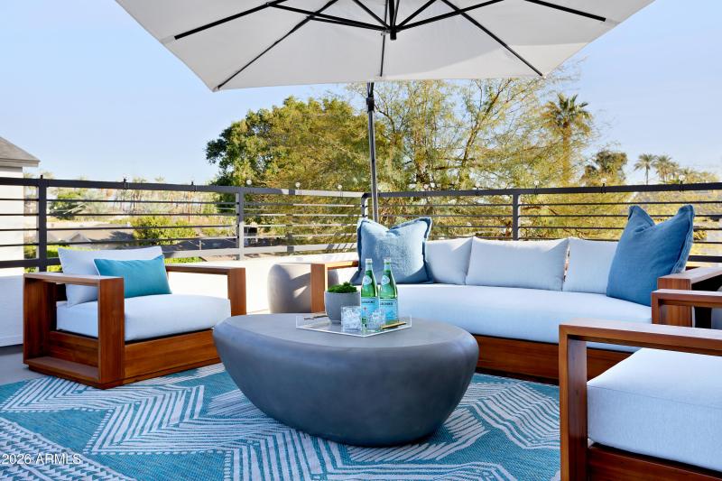 PropertyImageCo_4207ECampbellAve_WEB_24