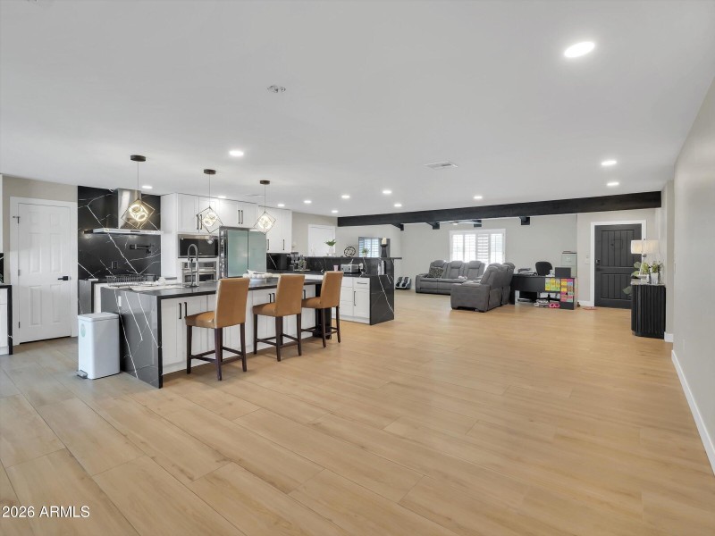 11-5122 W Fallen Leaf Lane-11