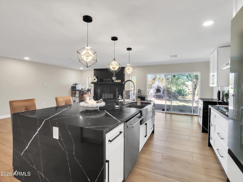 14-5122 W Fallen Leaf Lane-14