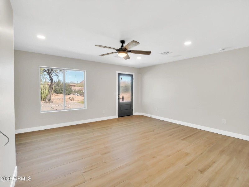 20-5122 W Fallen Leaf Lane-20