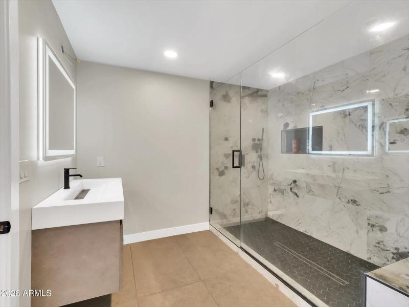 21-5122 W Fallen Leaf Lane-21