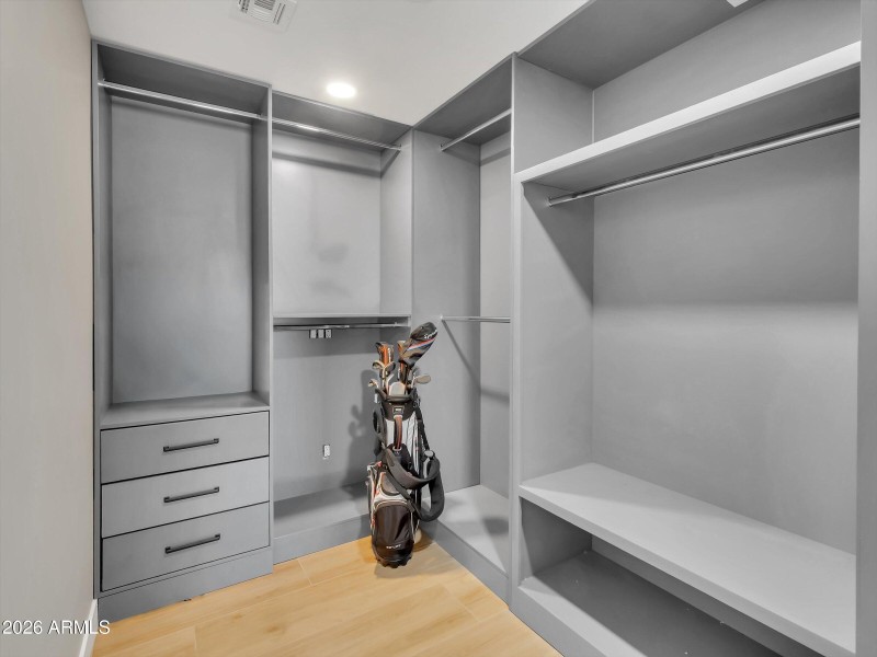 24-5122 W Fallen Leaf Lane-24